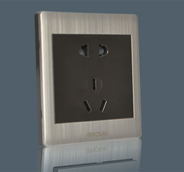 Two-Pole & Three P…