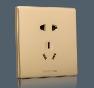 Two-Pole & Three-P…