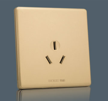 Three-Pole Socket
